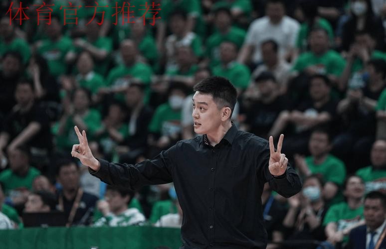 杨鸣：我始终在跟球员强调一点，我们把辽宁扛在肩上